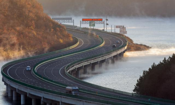 “十一”租車市場火爆！成為自駕租車追捧的黃金時段